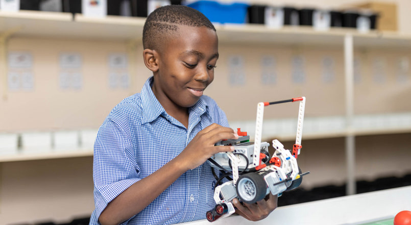 Curro Aurora, high school in Sundowner, Curro education, Curro school, Curro fees, IEB schools, Robotics schools, high schools in Randburg, private schools near me, best school in Randburg